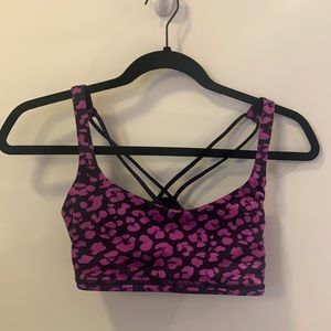 Lululemon sports bra